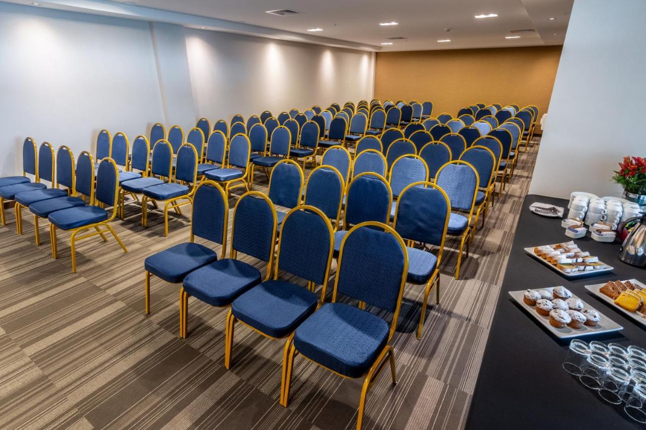 Mds Hotel Chillan Exterior photo Meeting room